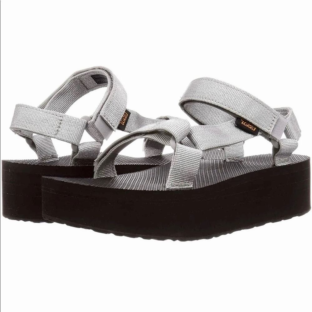 Teva Flatform Sandals - NWT (wmns 5/6)